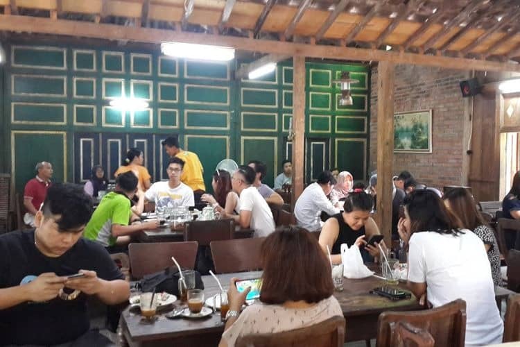 cafe di selaman