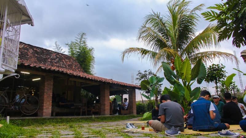 cafe di selaman