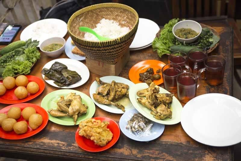 warung nasi bancakan