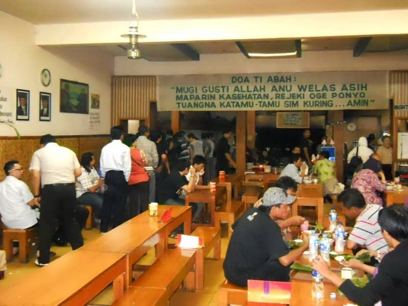 warung nasi bancakan