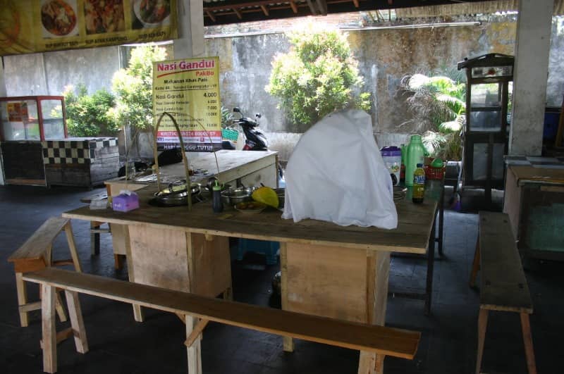 nasi gandul pak bo