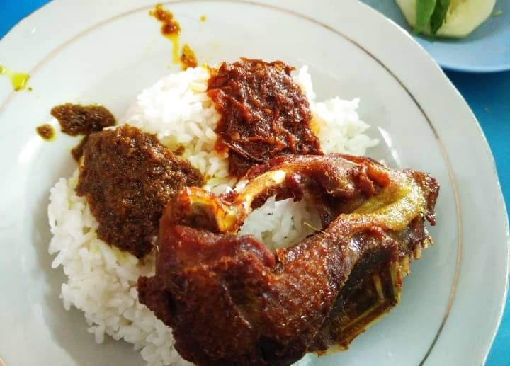 bebek & ayam goreng pak qomar