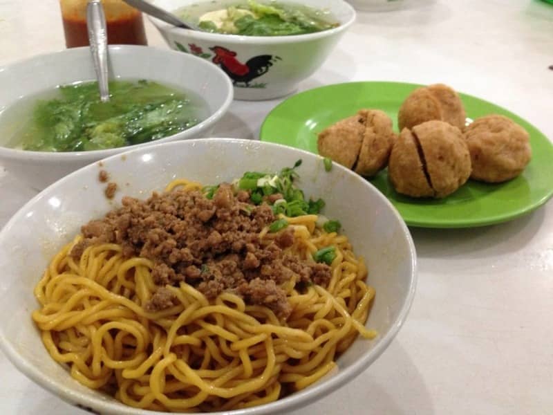 mie naripan bandung