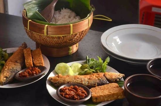 kedai bandeng panorama