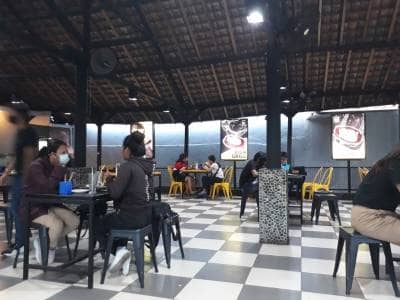 Waroeng Steak and Shake