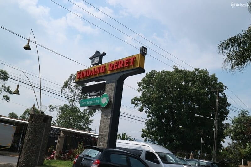 Sindang Reret Ciwidey, Restoran Bernuansa Pedesaan Dengan Pemandangan Indah