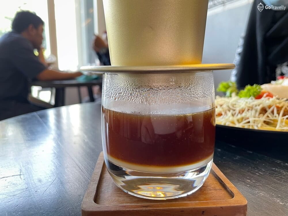 cafe di Surabaya