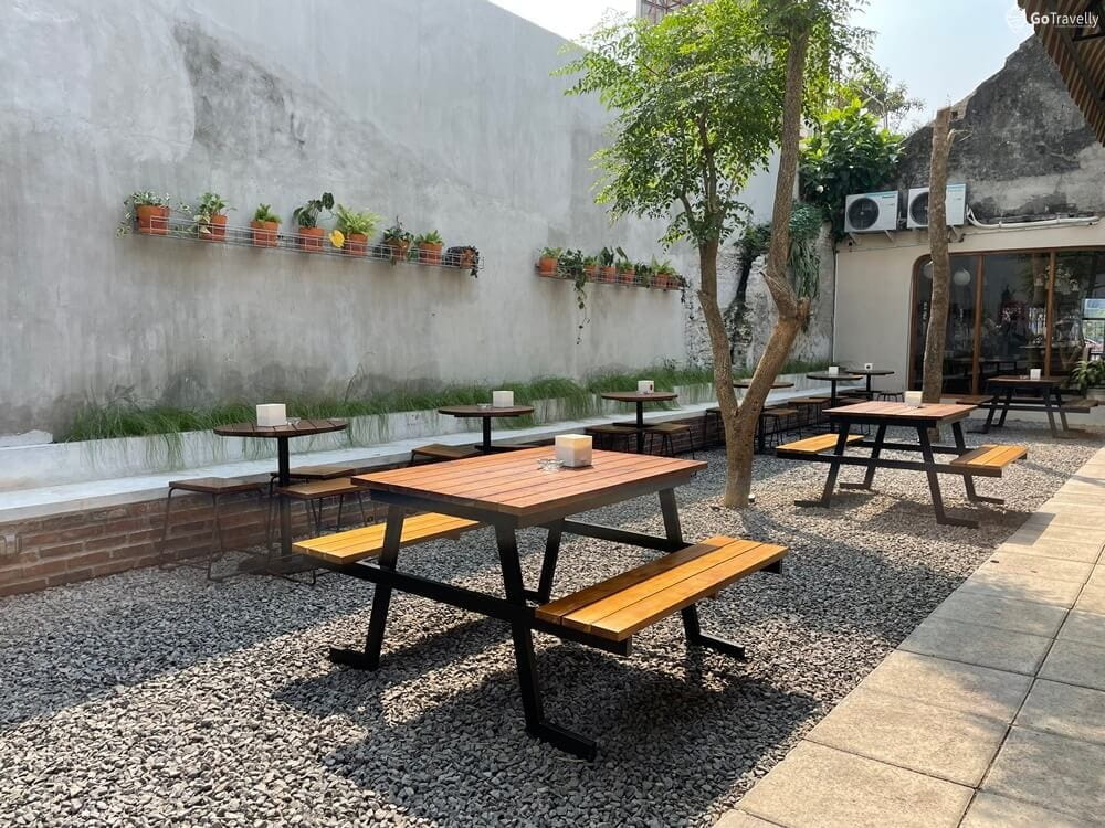 Rekomendasi cafe di Surabaya