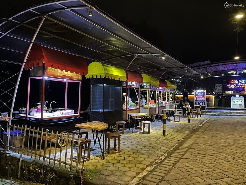 Kafe Kolong Jember