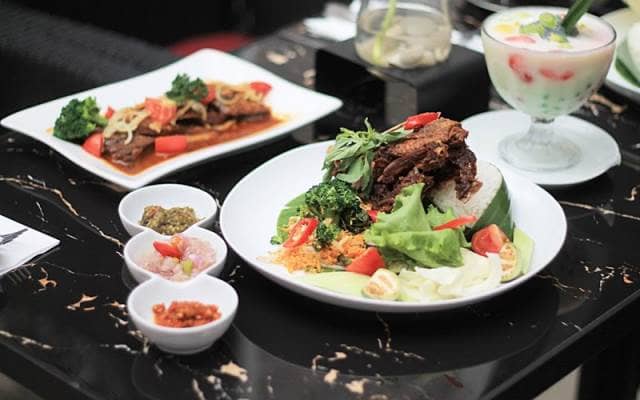 javanine resto