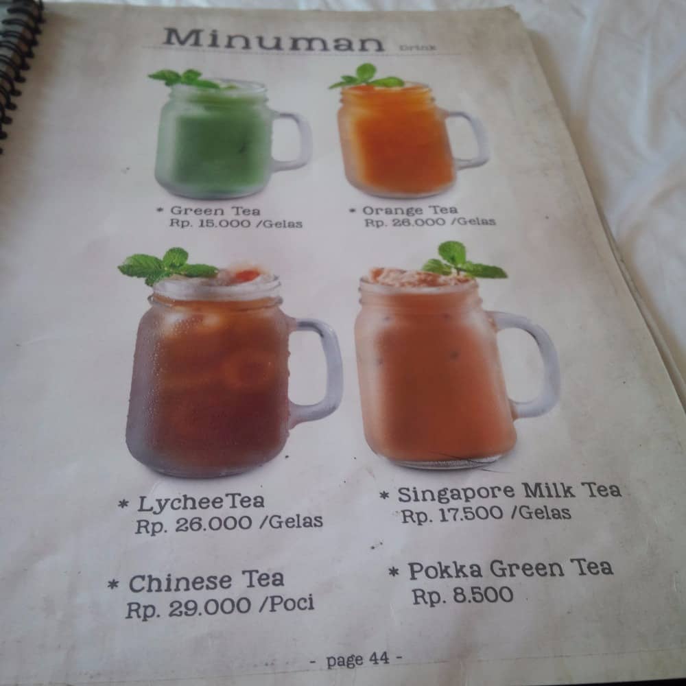 resto seafood layar surabaya