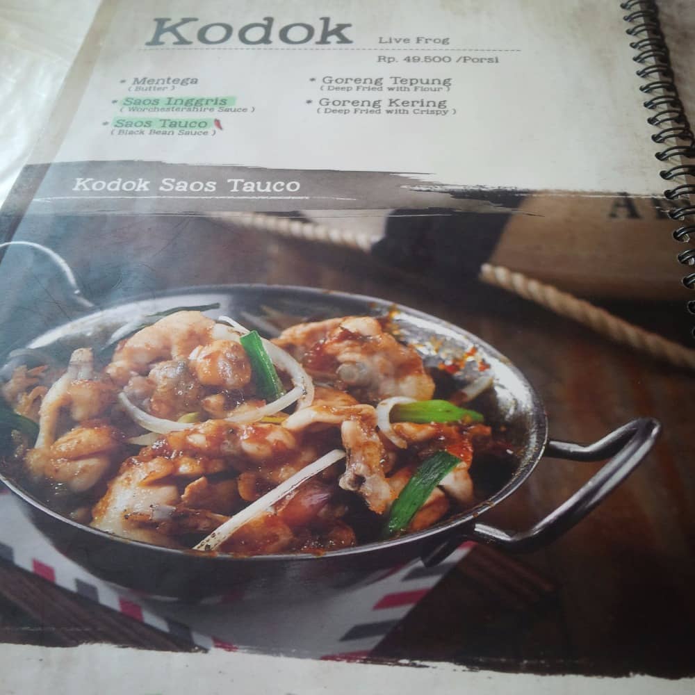 resto seafood layar surabaya