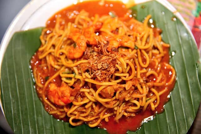 mie razali