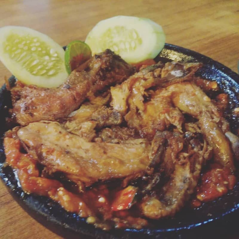 rumah makan inggil