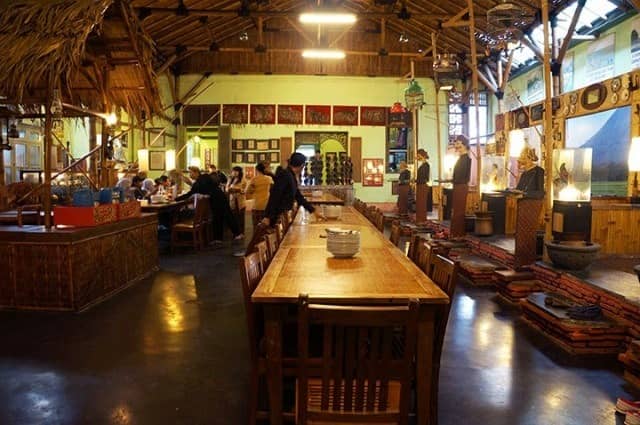 rumah makan inggil