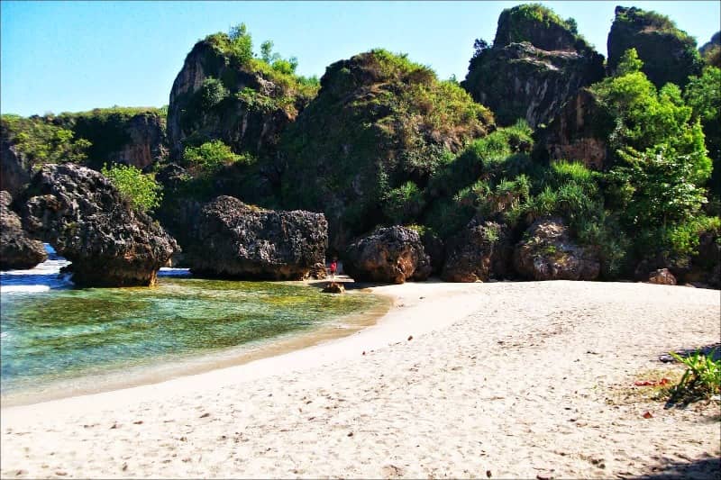 pantai srau pacitan