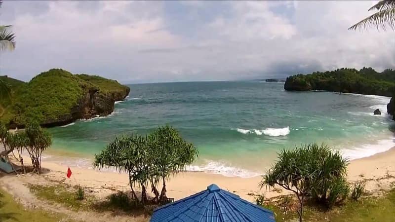 pantai srau pacitan