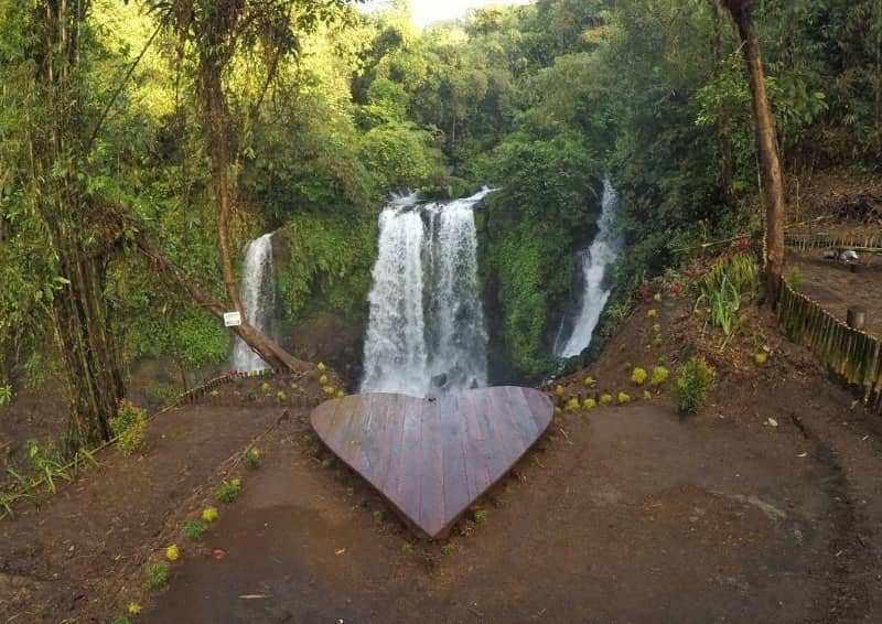 curug jenggala baturaden