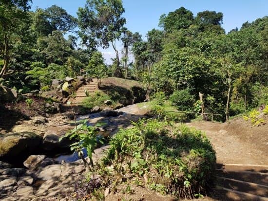 curug jenggala baturaden
