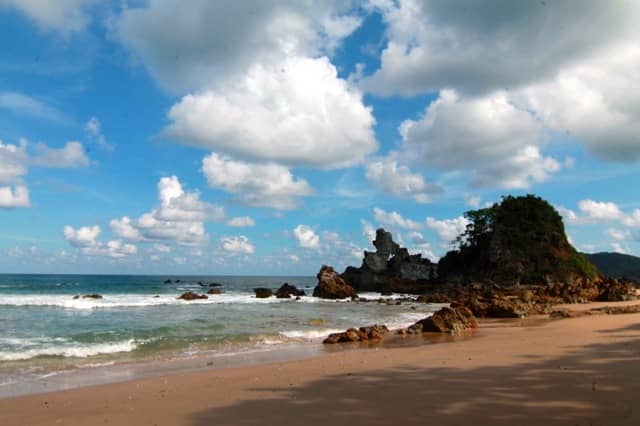 pantai parang kursi
