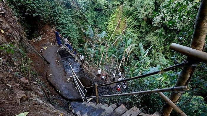air terjun tibumana bali