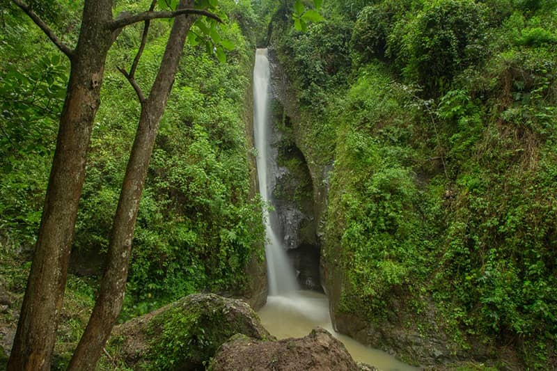 air terjun siluwok progo