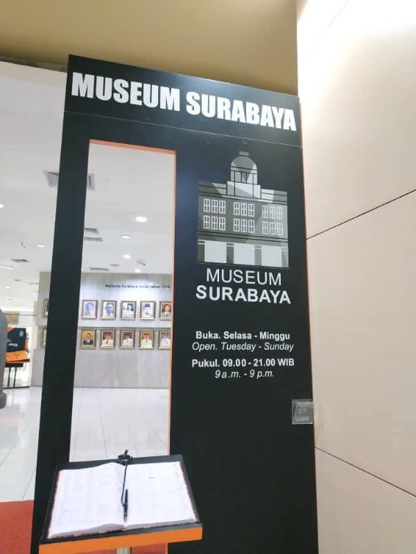 wisata di surabaya