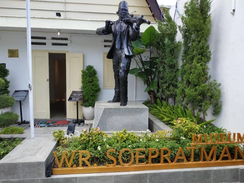 museum wr soepratman surabaya