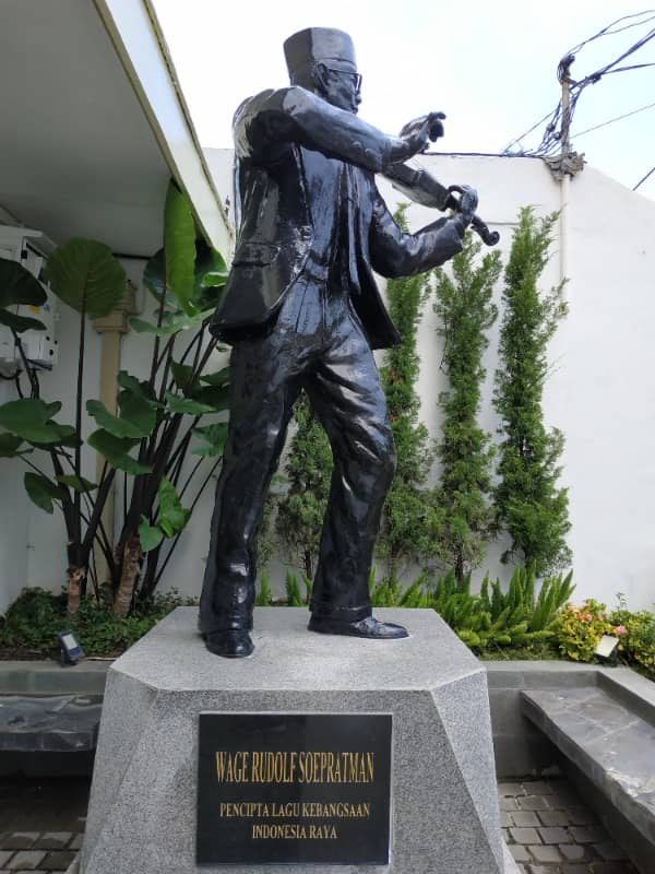 museum wr soepratman surabaya