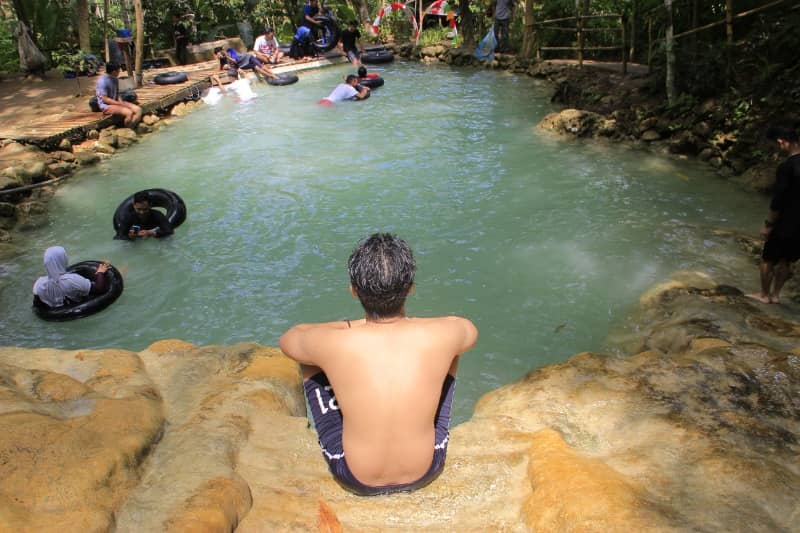wisata taman sungai mudal