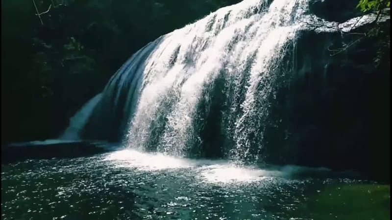 air terjun mandin damar