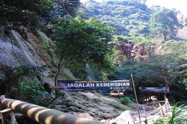 air terjun gulingan
