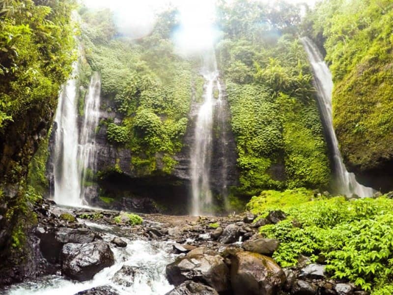 air terjun sekumpul