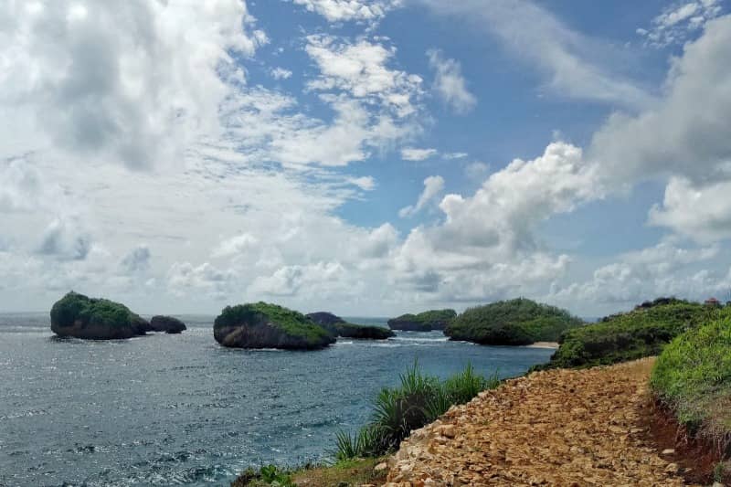pantai kasap pacitan