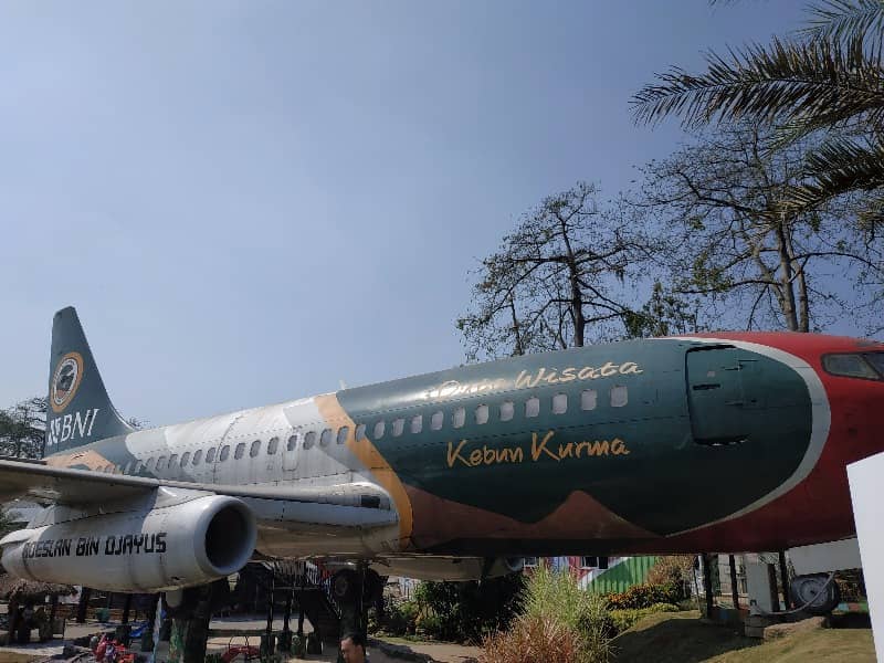 toko merchandise di kebun kurma pasuruan
