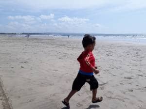 pantai kuta bali