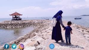 pantai mertasari