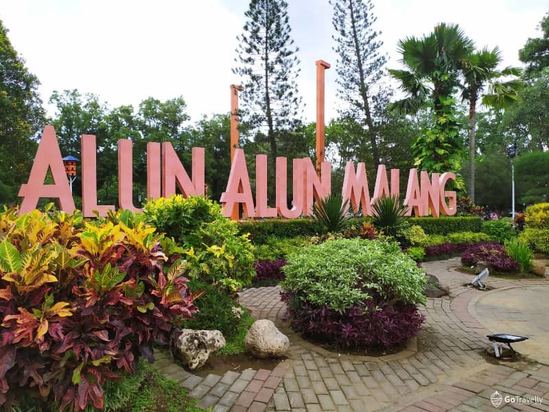 alun alun kota malang