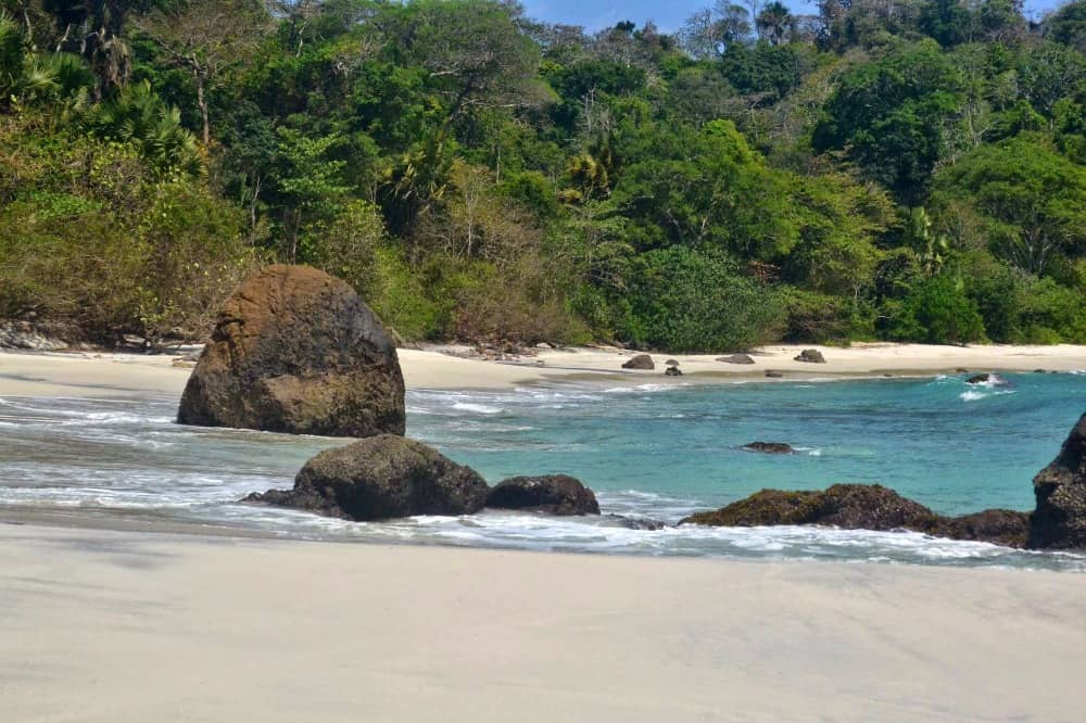 pantai wedi ireng