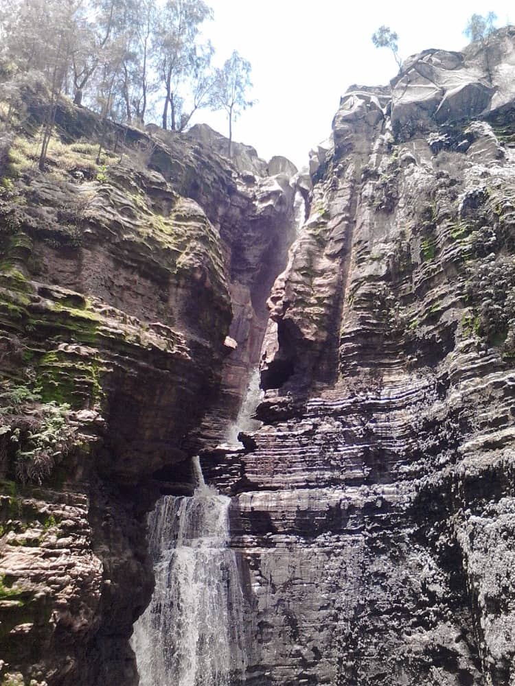 air terjun gentongan