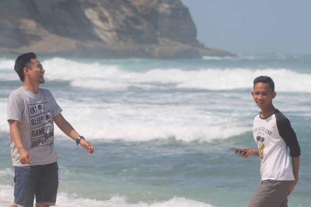 pantai buyutan