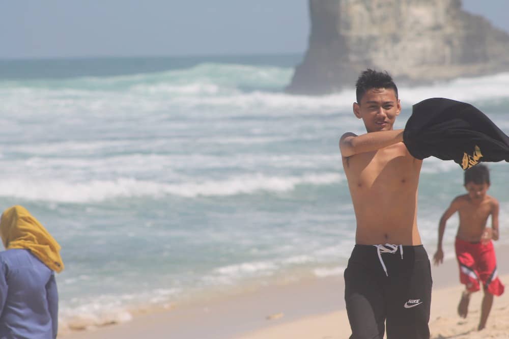 pantai buyutan