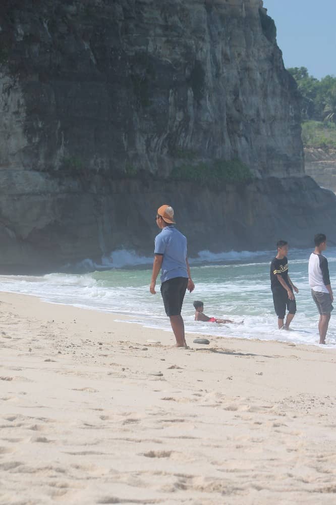 pantai buyutan