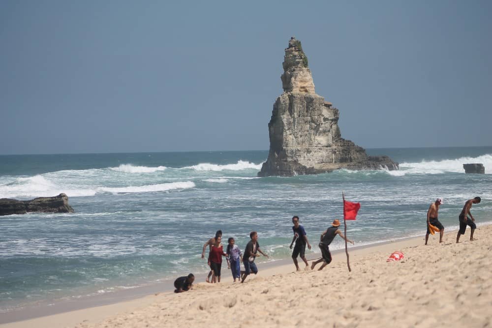 pantai buyutan