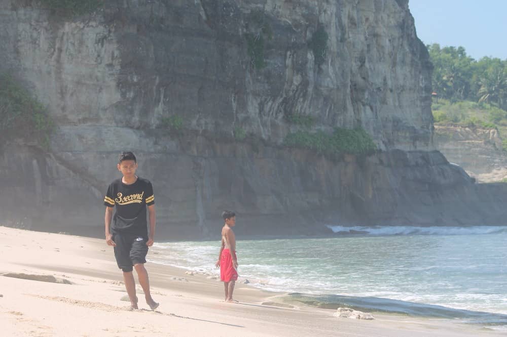 pantai buyutan