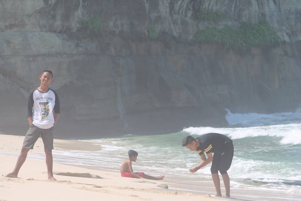 pantai buyutan