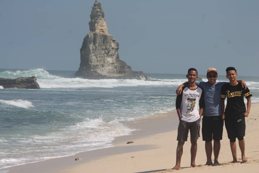 pantai buyutan