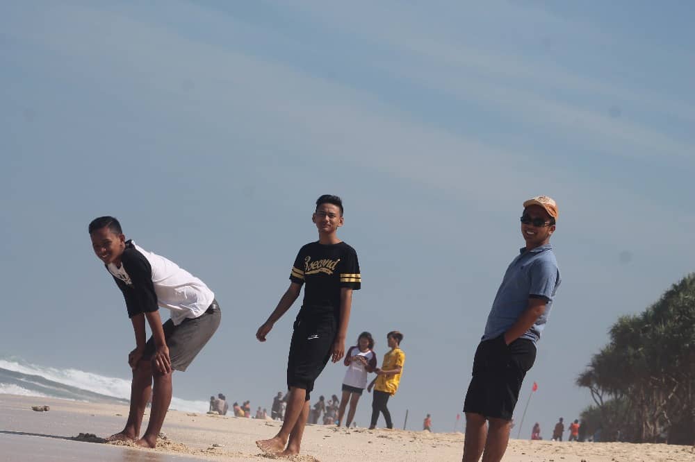 pantai buyutan