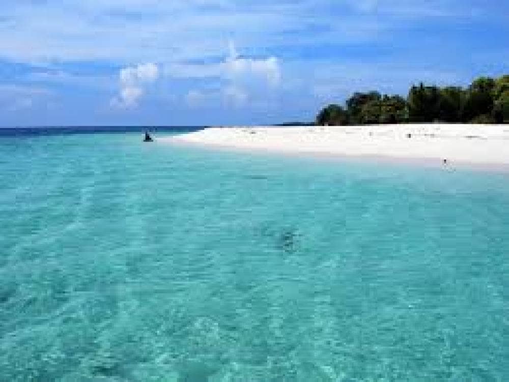 gili labak