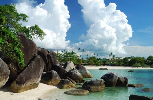 tanjung tinggi beach